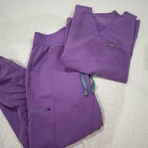 Figs Lavender Scrub Set